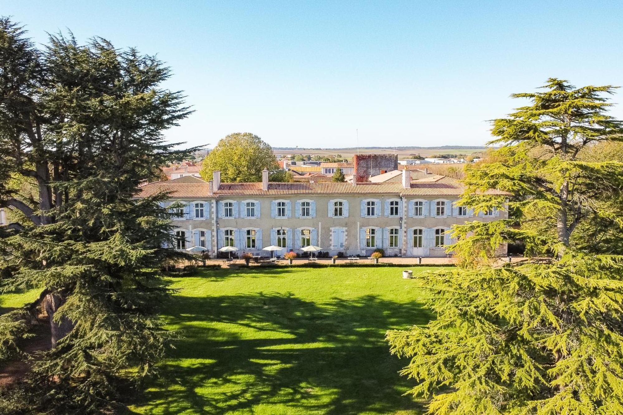 Hotel Chateau De Didonne Semussac Bagian luar foto