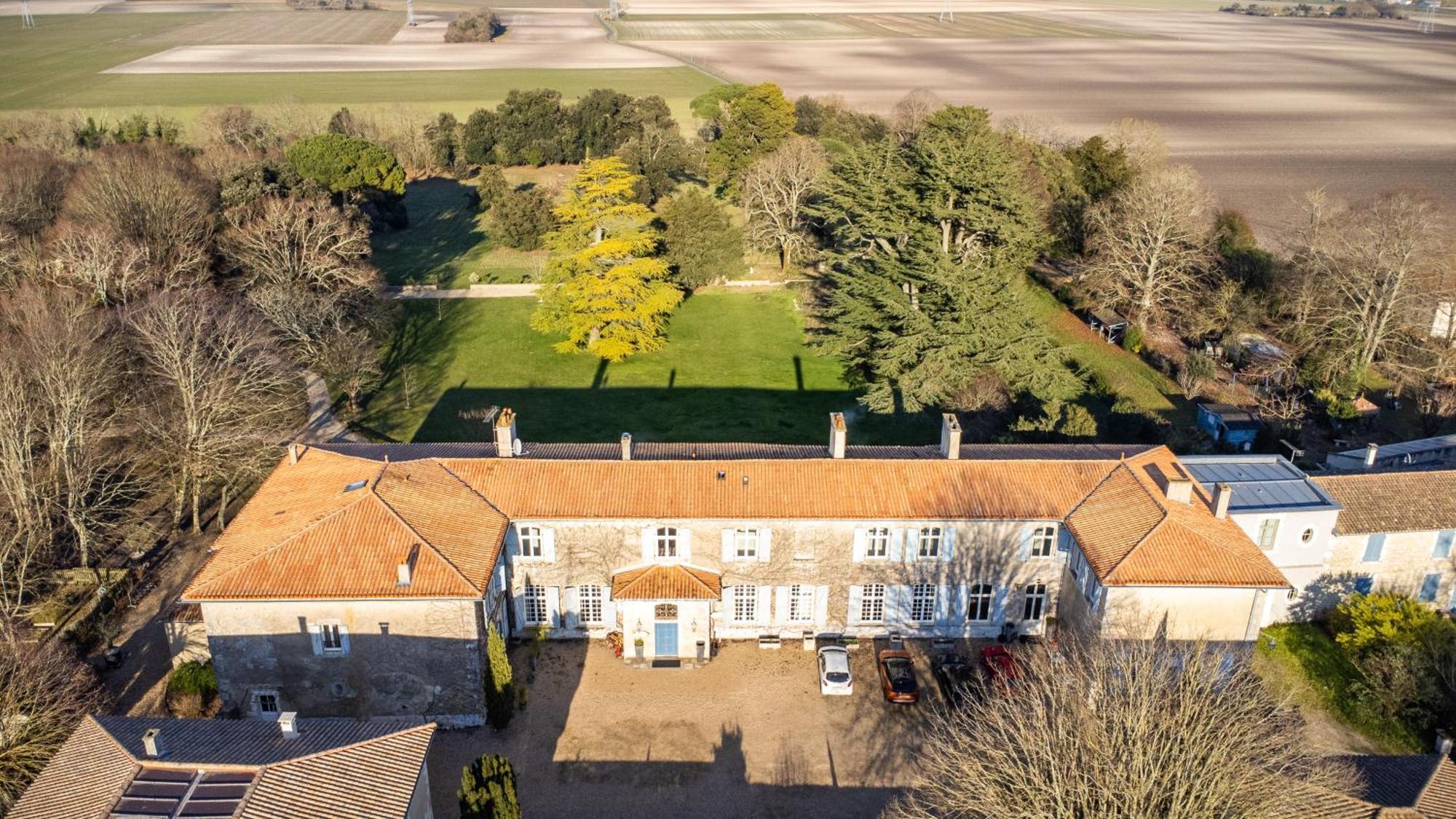 Hotel Chateau De Didonne Semussac Bagian luar foto